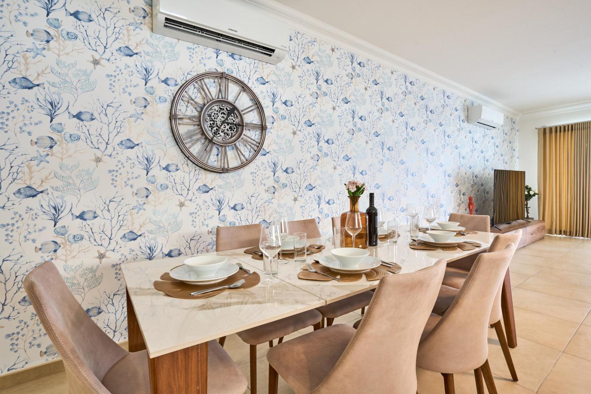 Stunning 3-Bedroom Seaview Retreat In Fort Cambridge สลีมา ภายนอก รูปภาพ